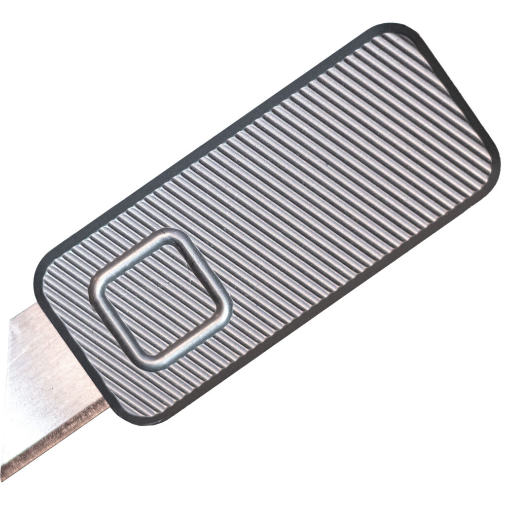 Rivery Manufacturing Zero utility knife gray 6061 aluminum with utility blade deployed
