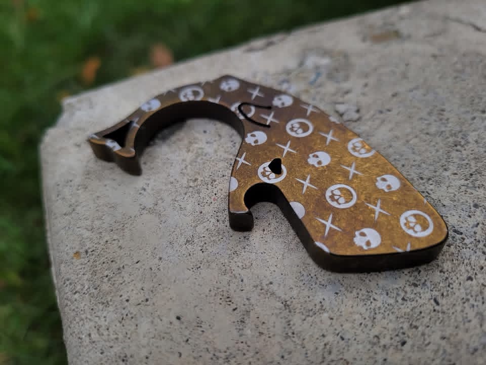 Tietz Custom Design V3 Moby Whaler Bottle Opener (Skulls)
